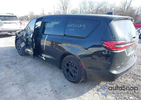 2022 Chrysler Pacifica Hybrid Limited from USA, damaged, VIN 2C4RC1S72NR215908